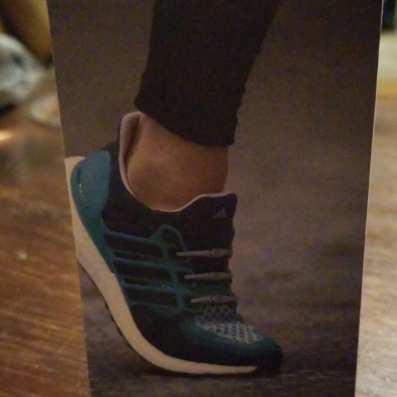 Hickies - Picture 2 of 3